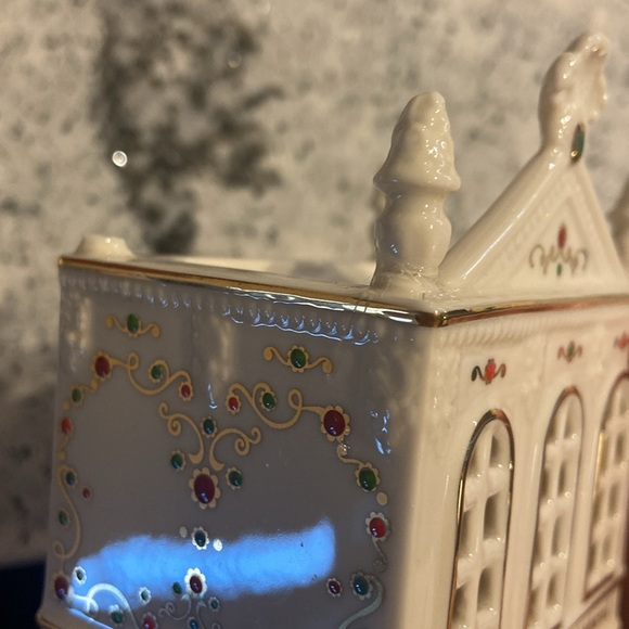 Lenox Mistletoe Park Dress Shop - Picture 5 of 7